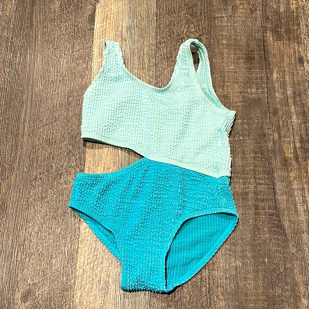 Girls’ Two- Tone Cut Out One Piece Swimsuit - 4